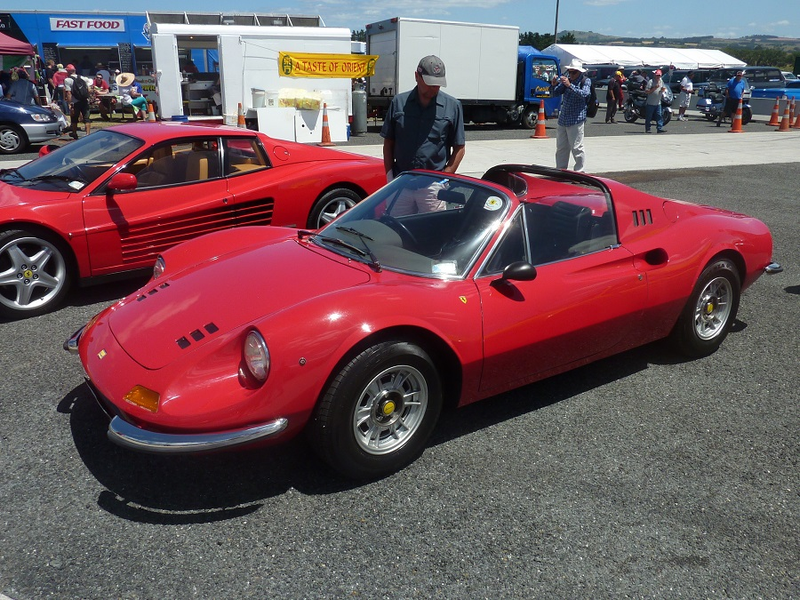 Illustration for article titled Ferraris at the NZ Festival of Motor Racing